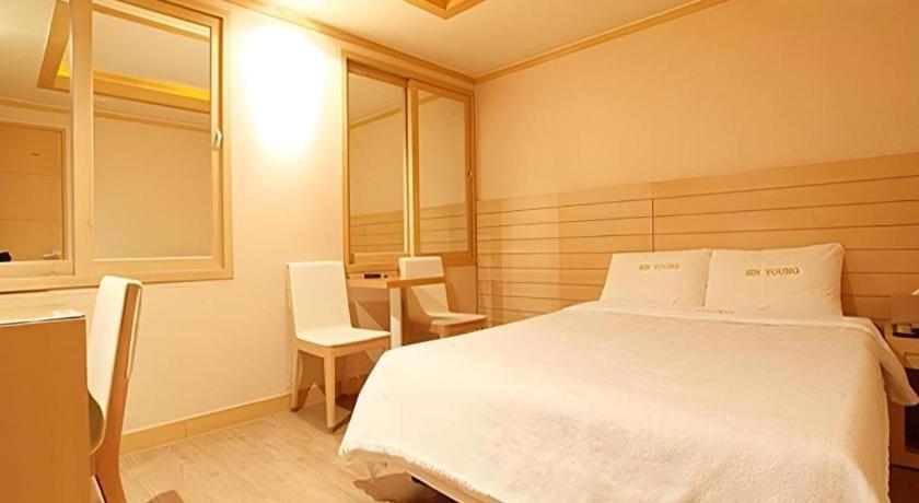 Sinyoung Motel ソウル特別市 エクステリア 写真